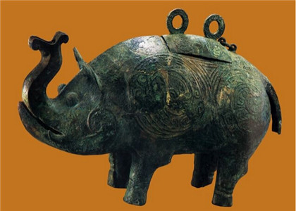 关于中国古代青铜器的象形造型的效果探讨